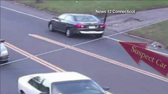 O femeie din Boston ar fi incercat sa rapeasca o adolescenta de 17 ani. Ce s-a intamplat dupa ce fata s-a urcat in masina ei