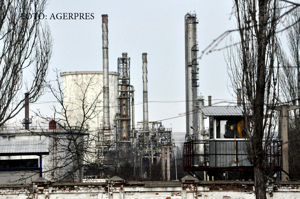 Unul dintre cele mai mari combinate comuniste, vândut pe OLX. Preţul cerut