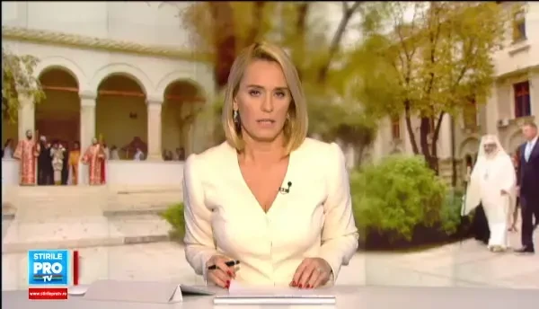 Klaus Iohannis a participat la slujba de sfintire a noii catapetesme a Bisericii Palatului Cotroceni