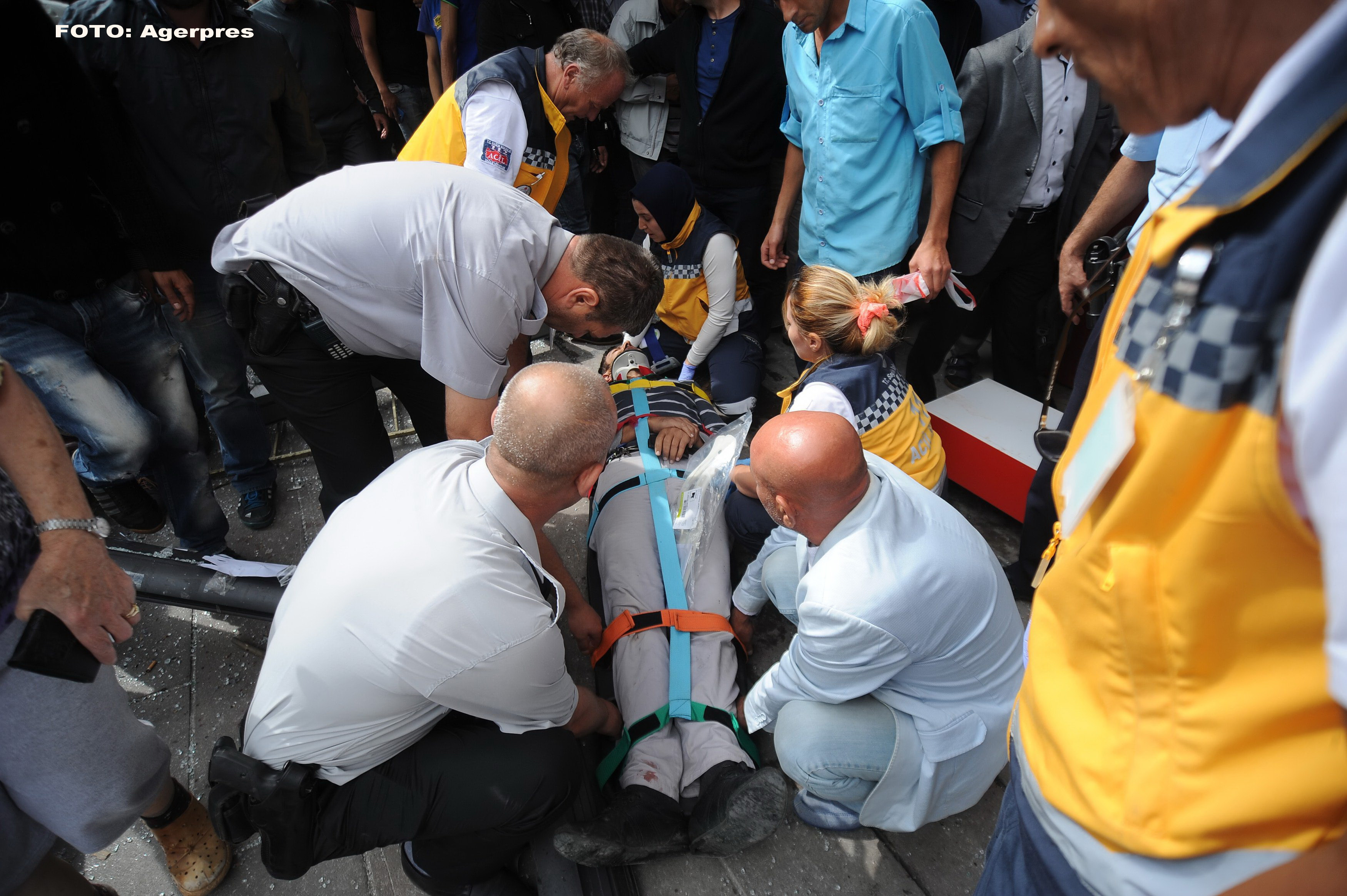 Politia turca i-ar fi identificat pe autorii atentatului de la Ankara. Unul dintre ei este fratele unui alt terorist-kamikaze