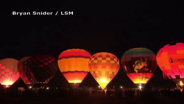 Imagini spectaculoase in SUA, cu ocazia sarbatorii internationale a baloanelor. Festivalul are o traditie de 44 de ani