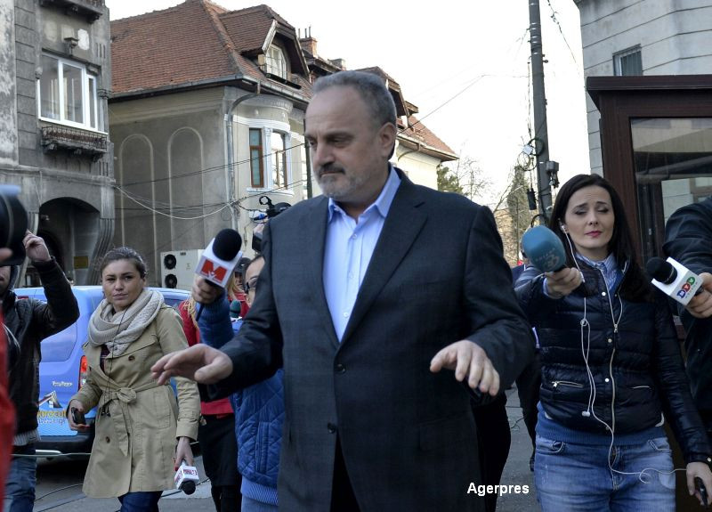 Dosarul Microsoft. Dorin Cocos, Nicolae Dumitru si Gabriel Sandu au recunoscut ca au castigat milioane de euro ilegal