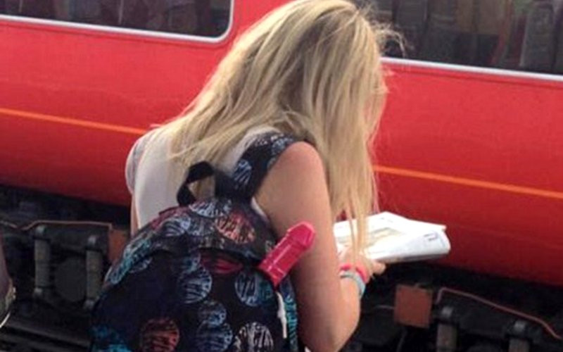 Ideea de protest a unei studente din SUA, revoltata ca din 2016 tinerii au dreptul sa poarte arme in campusurile studentesti