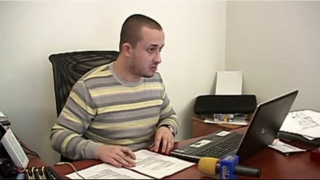 Perchezitii ale procurorilor in casa unui barbat suspectat ca pirata posturile TV. Cati bani a castigat din aceasta "afacere"