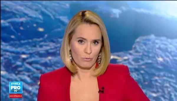 Perchezitii ale procurorilor in casa unui barbat suspectat ca pirata posturile TV. Cati bani a castigat din aceasta afacere