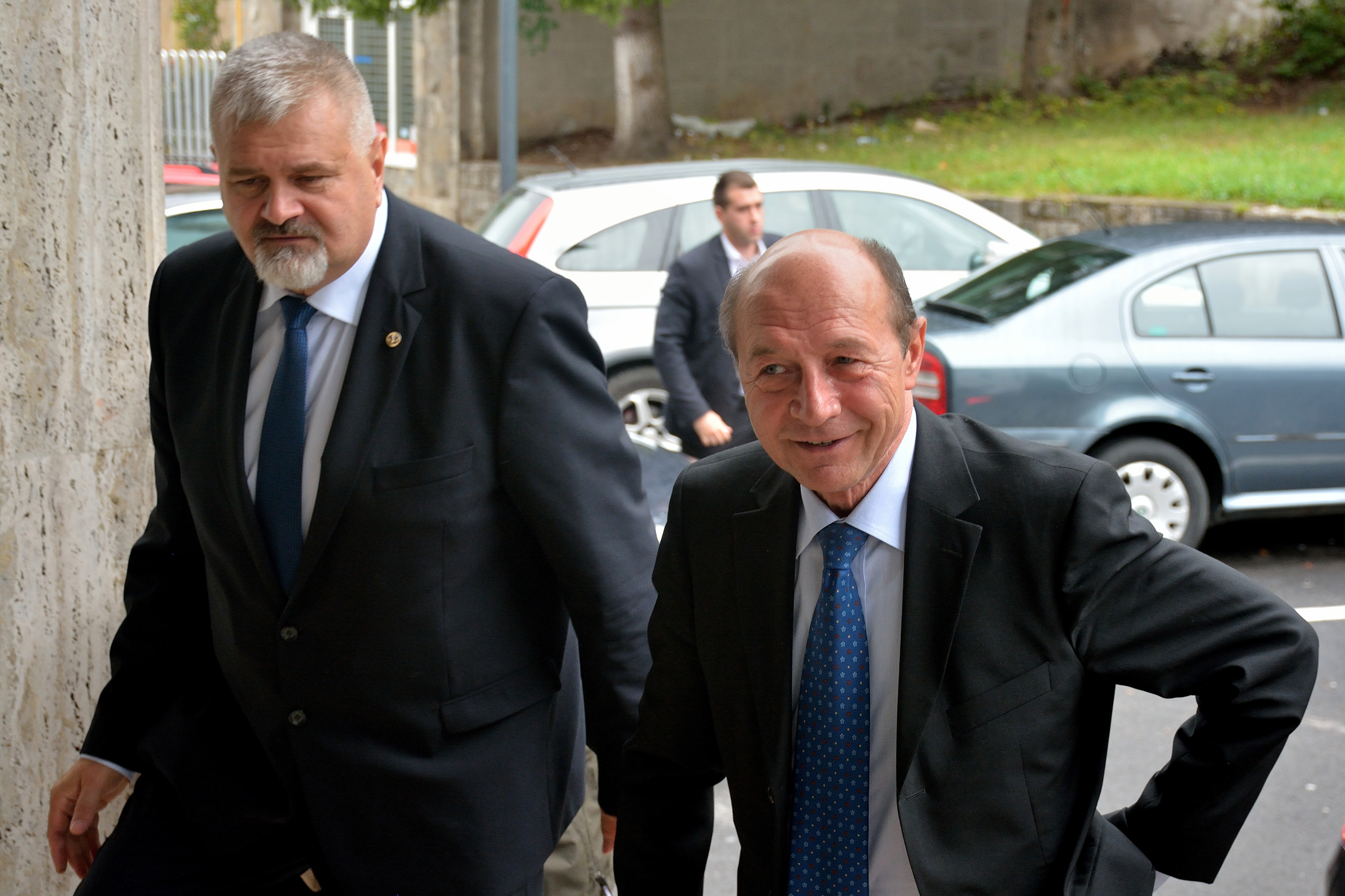 Traian Basescu a scapat de un proces. Curtea de Apel a respins plangerea revolutionarului Ion Ciochina