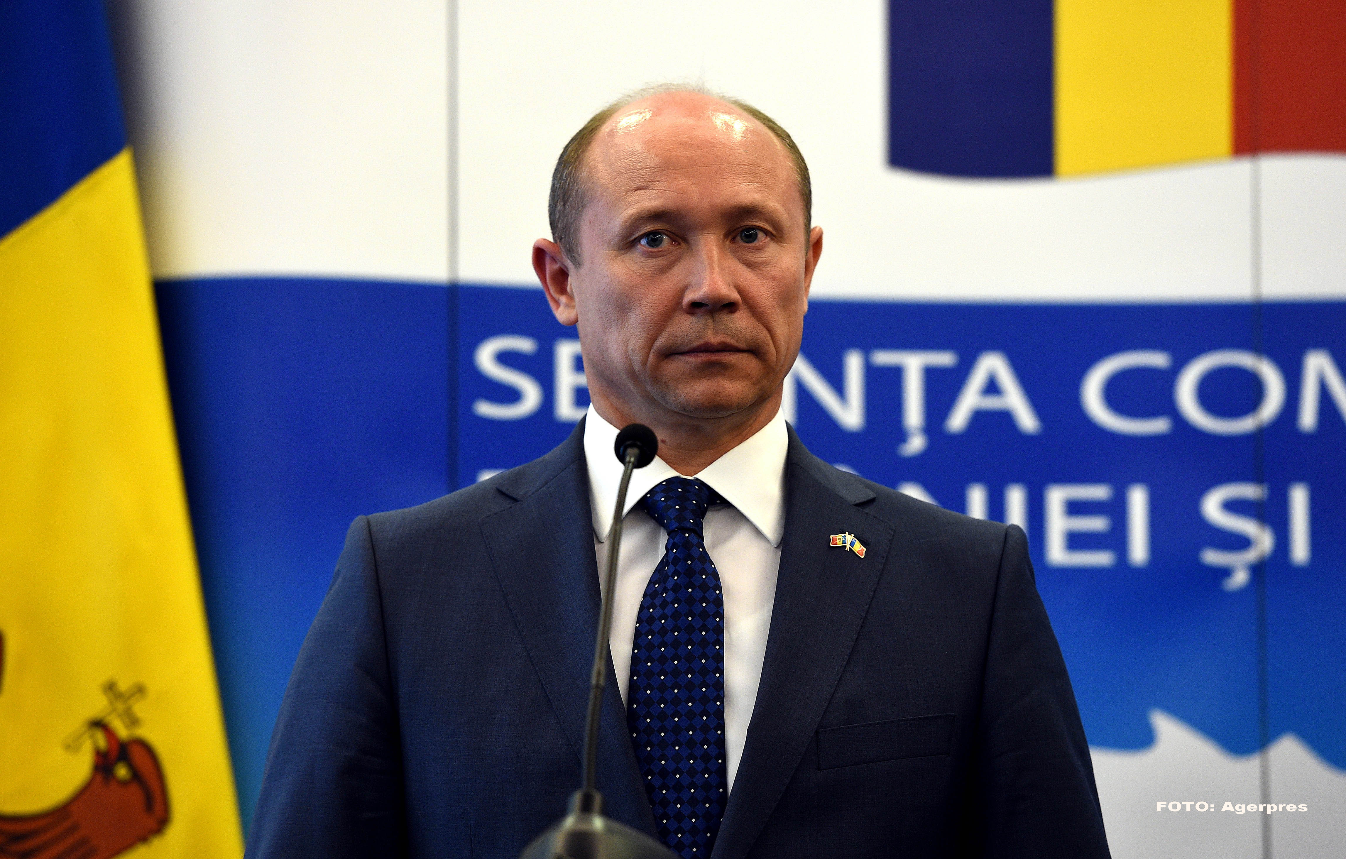 Procurorii moldoveni spun ca Vlad Filat este implicat intr-o frauda de 1 MLD dolari. Reactia premierului dupa retinere