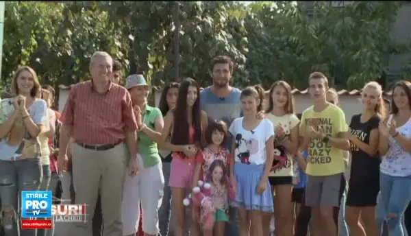 Echipa Visuri la cheie a construit de la zero o casa pentru trei 3 orfane. Reactia acestora cand si-au vazut noua locuinta