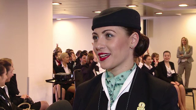 Companiile aeriene din Orientul Mijlociu vin in Romania pentru a angaja stewardese. Ce salariu ofera inca din prima luna