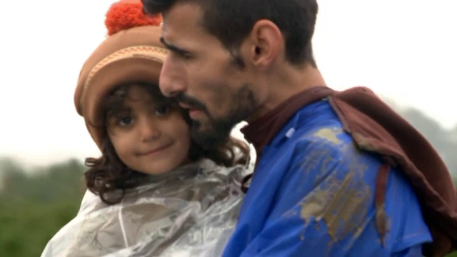 Slovenia apeleaza la armata pentru a face fata fluxului de imigranti. Ungaria anunta ca reintroduce controalele la granita