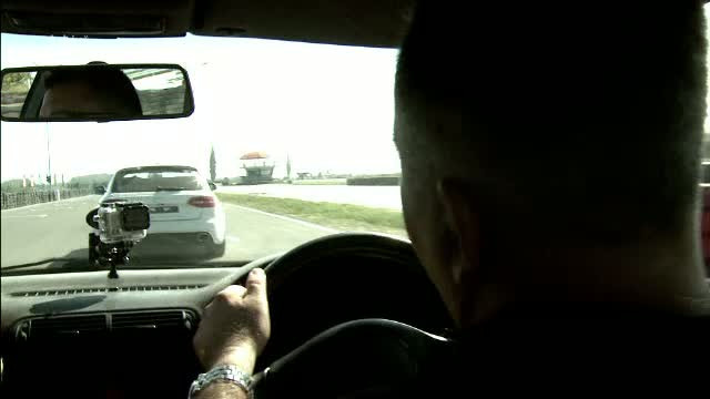 Deputatii le-au pus gand rau soferilor care au masina cu volan pe dreapta. Regulile pe care vor sa-i oblige sa le respecte