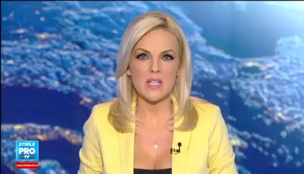 Pompierii din Timisoara au salvat un catel care agoniza de mai multe zile, pe malul unui lac. A fost botezat Max