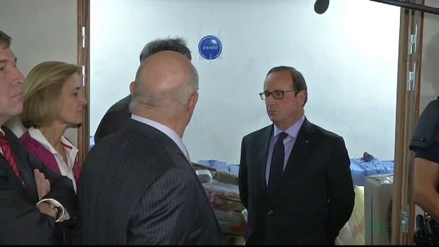 Captura record de droguri, de 20 mil. de euro, facuta la Paris. Presedintele Hollande i-a felicitat personal pe politisti