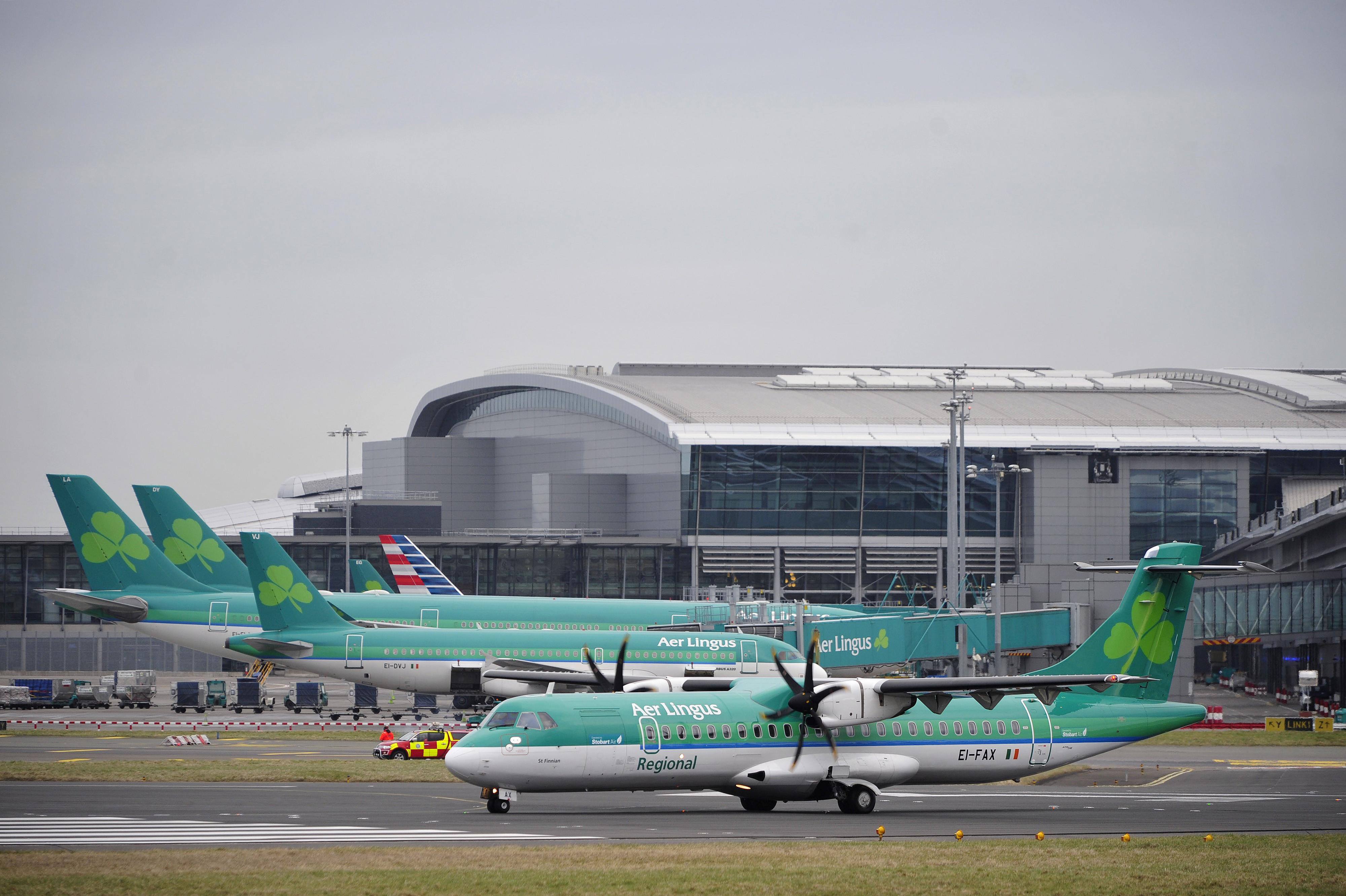 Un tanar a murit in timpul unui zbor al companiei Aer Lingus. Barbatul ar fi facut o criza si a atacat un alt pasager