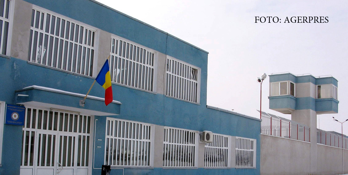 Un detinut din penitenciarul Arad s-a spanzurat in celula. Anchetatorii nu au nicio explicatie