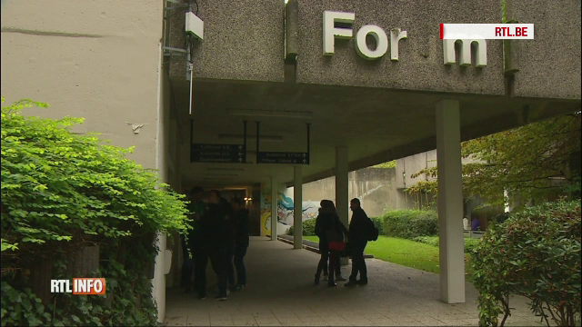 Patru tineri romani, arestati in Belgia. Cum au dat mai multe lovituri intr-un campus din Bruxelles