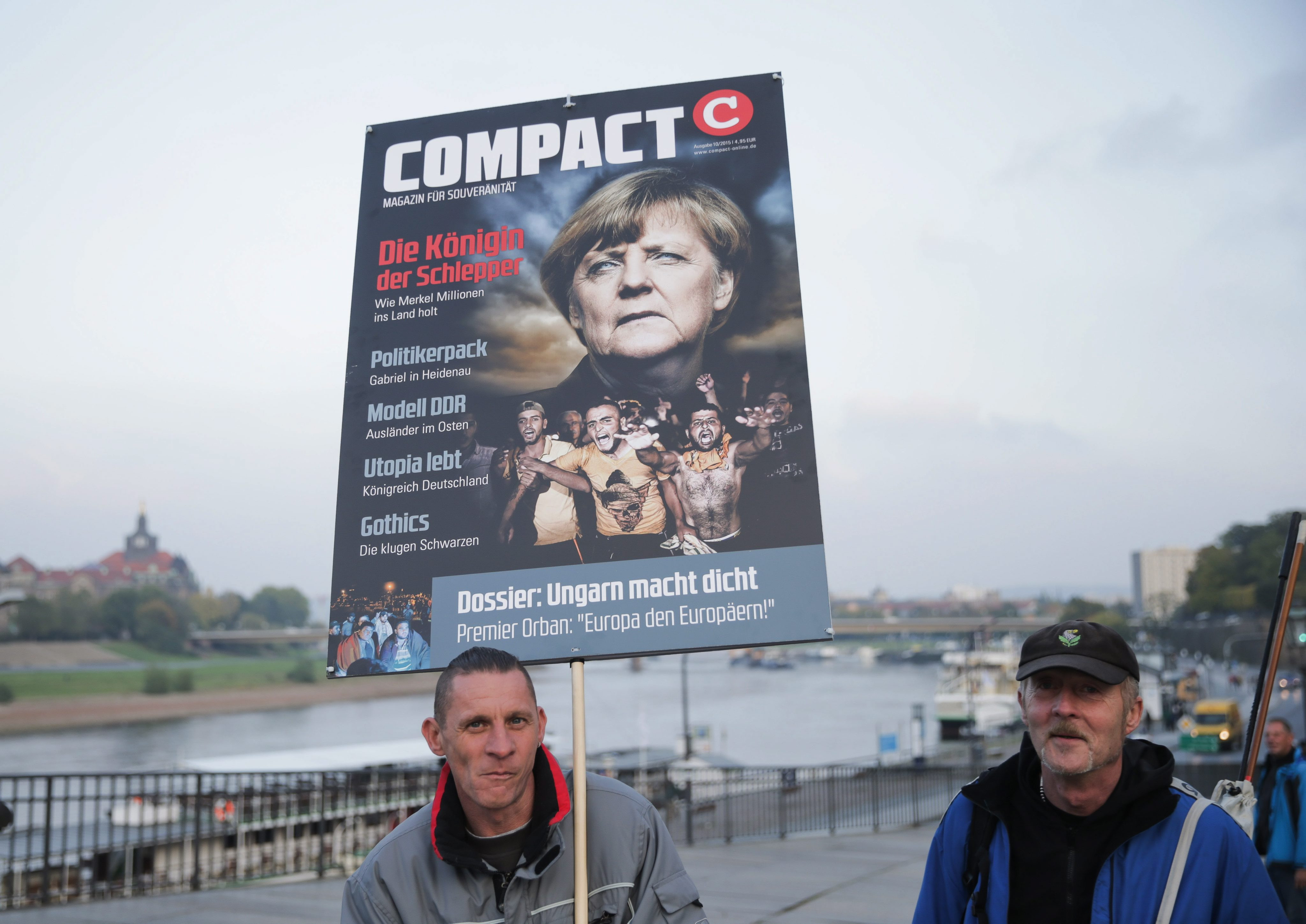 Merkel numita "tradatoare" si "regina traficantilor de oameni". Miscarea anti-islam, Pegida, se consolideaza in Germania