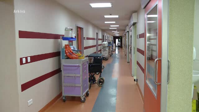 Pacientii ar putea plati pentru consultatii in spitalele de stat. Ce prevede legea controversata care a trecut deja de Senat