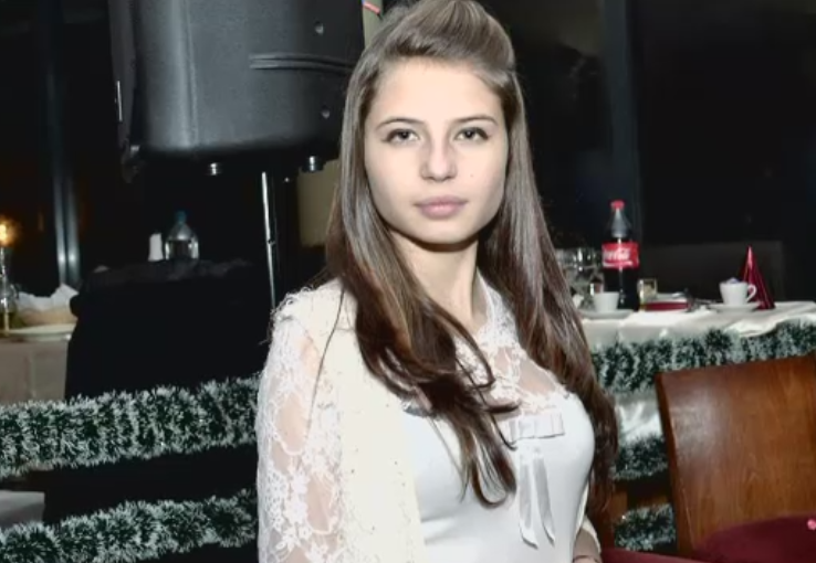 Condamnat la 15 ani de detentie intr-un centru de minori dupa ce si-a ucis fosta iubita in parc. Reactia tatalui victimei