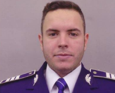 Presedintele si societatea civila cer explicatii pentru moartea politistului din coloana lui Oprea. De ce tace vicepremierul