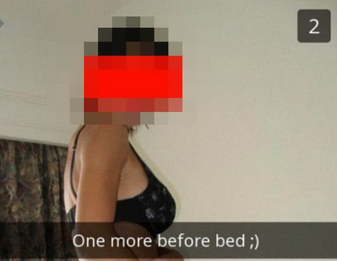 I-a trimis sotului o poza din camera de hotel, dar a uitat un detaliu important: "Sun un avocat!"