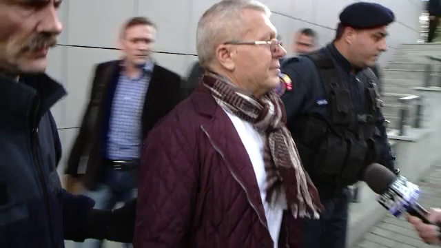 Legaturi periculoase intre un judecator din Iasi, un procuror si oameni de afaceri. In dosar apare si numele lui Vlad Filat