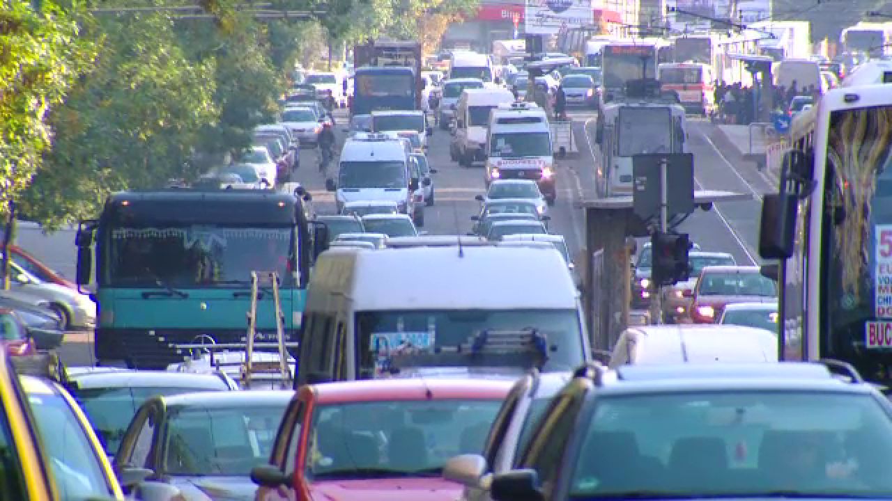 Restricții de circulație pe Transalpina începând de sâmbătă