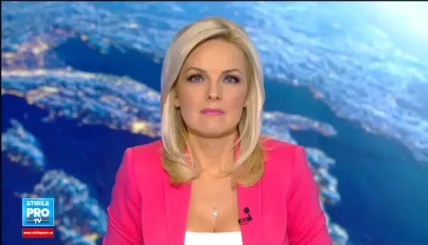 Gafa majora comisa de prima doamna a Chinei. Stilistii din toata lumea au criticat-o pentru cum a aparut la dineul din Londra