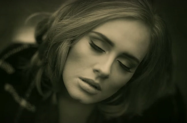 Adele este cea mai bogata cantareata britanica din toate timpurile. Topul celor mai avuti artisti din Anglia si Irlanda