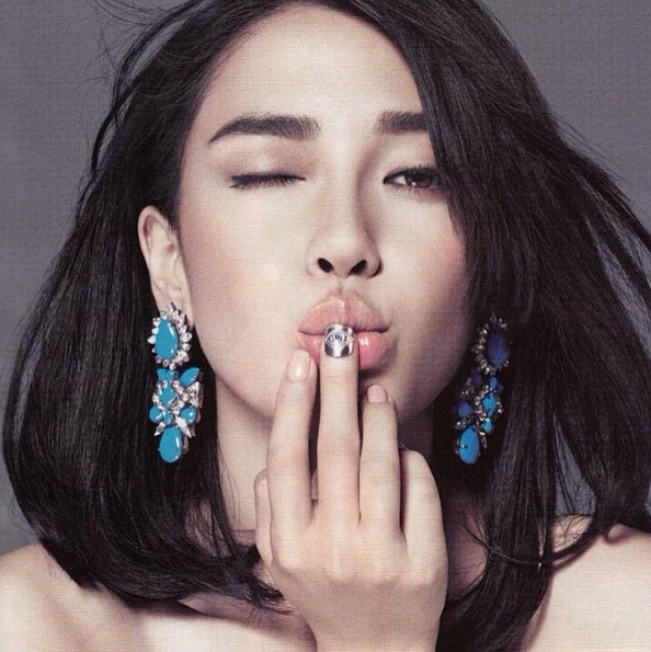 Este supranumita "Kim Kardashian de China". Cum arata actrita care este considerata a fi "femeia perfecta"