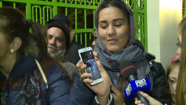 Pelerinii si-au dat check-in si si-au facut selfie la moastele Sfantului Dumitru. Cum au "propovaduit" credinta pe Facebook