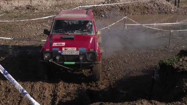 18 echipe s-au intrecut in a saptea etapa a campionatului de national de off-road. Probele la care au fost "supuse"