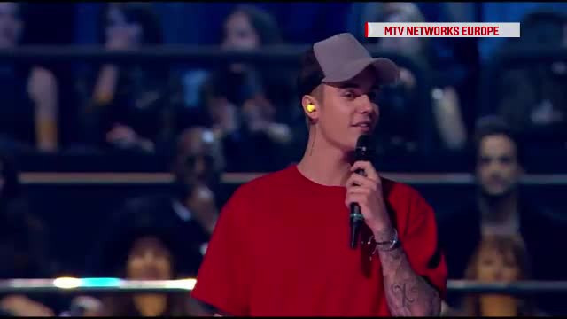 MTV Europe Music Awards: Justin Bieber, marele castigator. Un cantaret celebru le-a dedicat o piesa refugiatilor