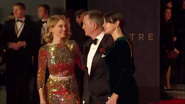 SPECTRE, noul film cu James Bond, a avut premiera la Londra. Ducele si ducesa de Cambridge, printre invitatii de onoare