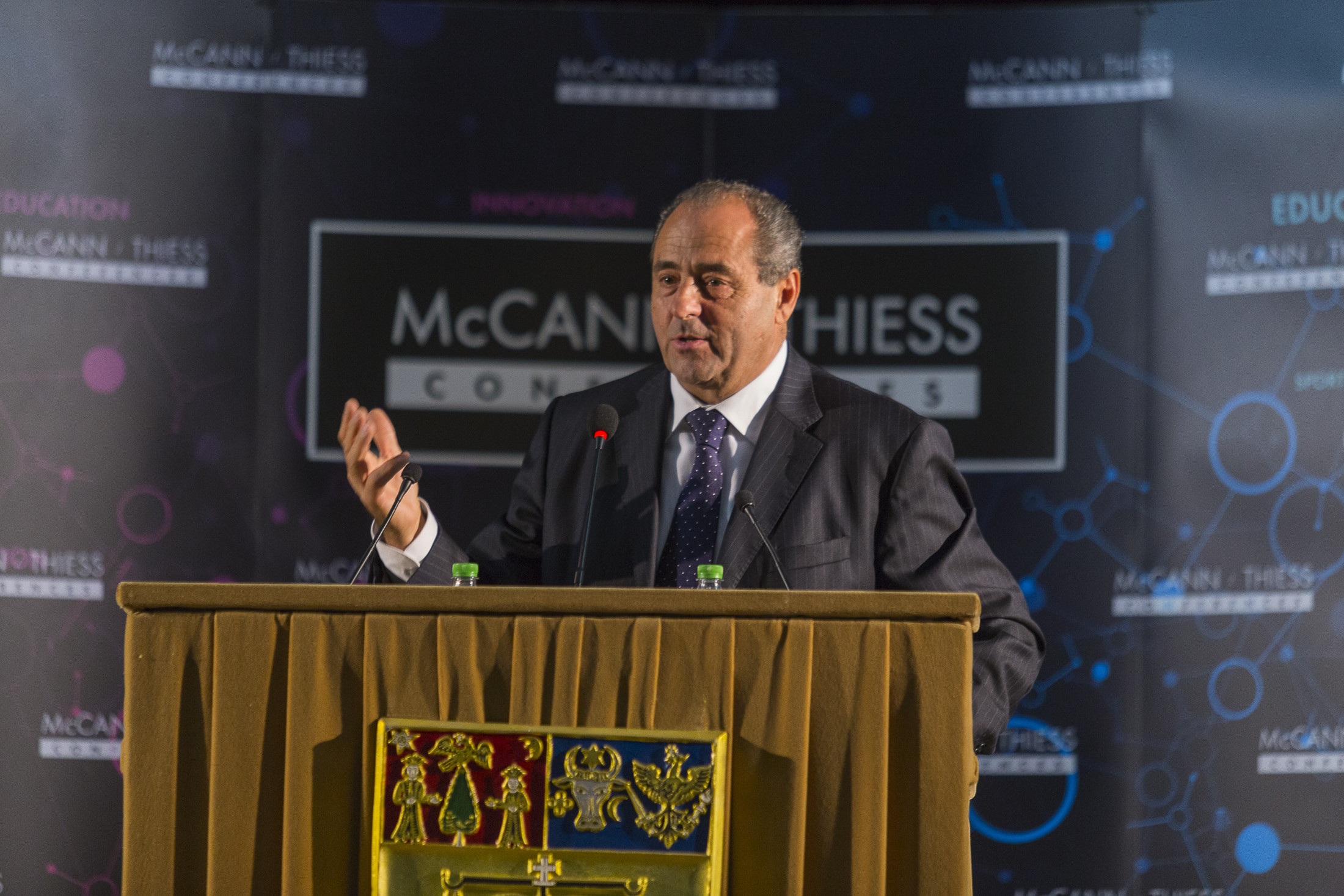 "Coruptia trebuie combatuta ca un cancer". Ce spune despre Romania justitiarul legenda din operatiunea "Maini Curate"