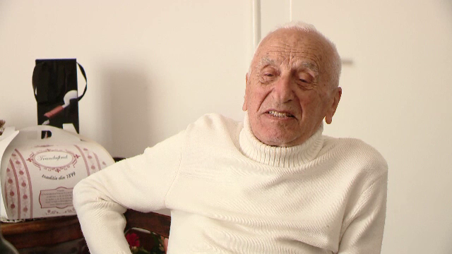 A luptat in Al Doilea Razboi Mondial si a avut o viata ca in filme. Povestea fascinanta a unui roman in varsta de 101 ani