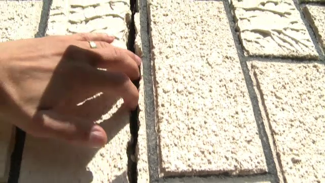 Cutremurele in serie din Galati au reinceput. Oamenii din satul Izvoarele nu mai dorm, de teama ca vor cadea casele pe ei