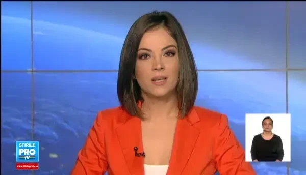 Salonul mondial al ciocolatei a debutat cu o prezentare de moda, la Paris. Modelele au defilat in rochii savuroase