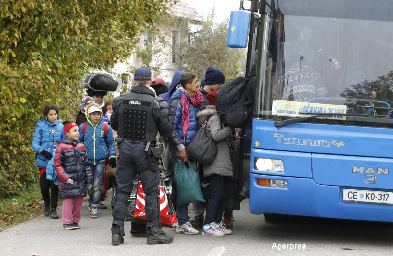 14 imigranti repartizati in Suedia au sechestrat mai multe autobuze si refuza sa coboare din ele. De ce sunt nemultumiti