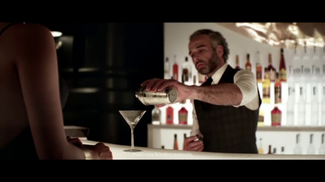 Noul film cu James Bond, o desfasurare in forta de reclame. Brandurile care au platit sume imense ca sa apara in Spectre