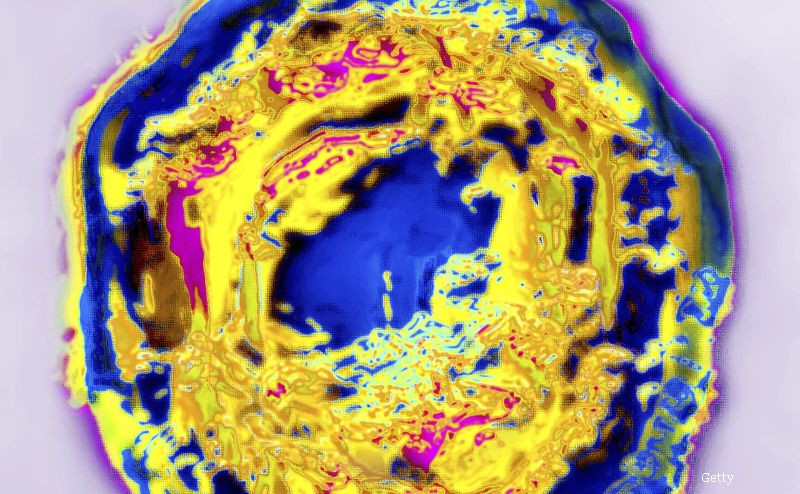 Virusul pe care doua persoane din trei il au in organism. Se transmite printr-o simpla atingere si nu se trateaza niciodata