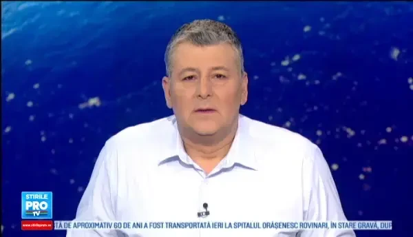 Grajdul unui barbat din Sibiu in care erau depozitate tone de fan s-a facut scrum. De la ce ar fi pornit flacarile