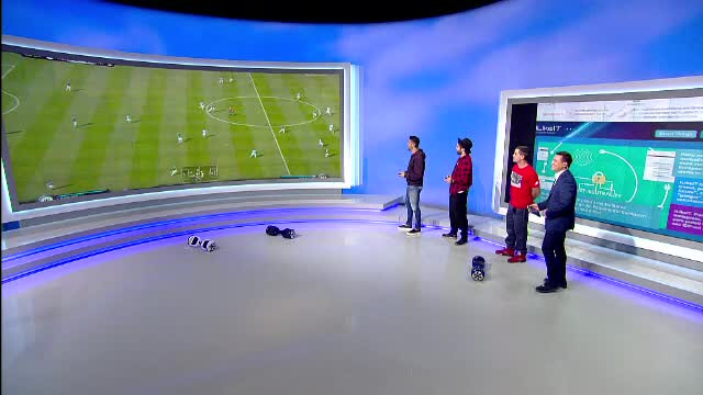 iLikeIT. Smiley a jucat FIFA 16 cu Ciprian Marica, iar DOC a comentat. Urmareste "meciul secolului" intre vedete