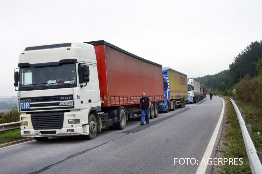 129 de refugiati, gasiti intr-un camion frigorific cu destinatia Romania. Aproape jumatate dintre ei erau copii