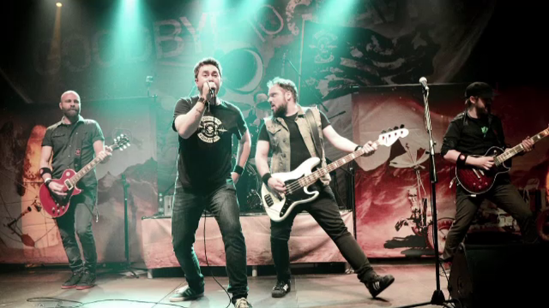 Au aparut 3 filmari noi din noaptea tragediei de la Colectiv. Cum se distrau tinerii inainte ca flacarile sa cuprinda clubul