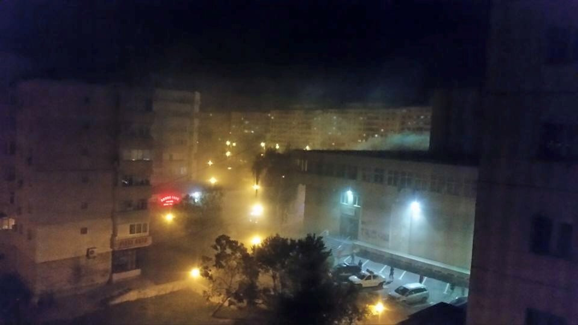 Incendiu la un club din Constanta. 100 de persoane evacuate de urgenta, 2 persoane s-au intoxicat cu fum