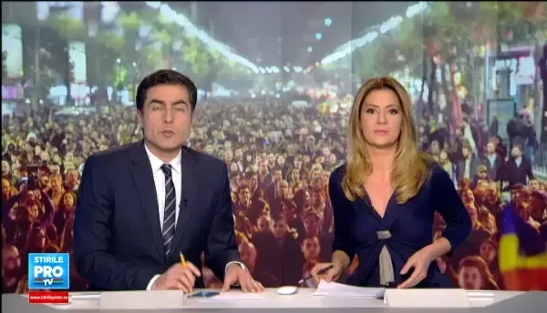 CORUPTIA UCIDE: Nu aveti coloana, decat oficiala. 25.000 de oameni sunt in strada. Mesajul lui Klaus Iohannis LIVE UPDATE