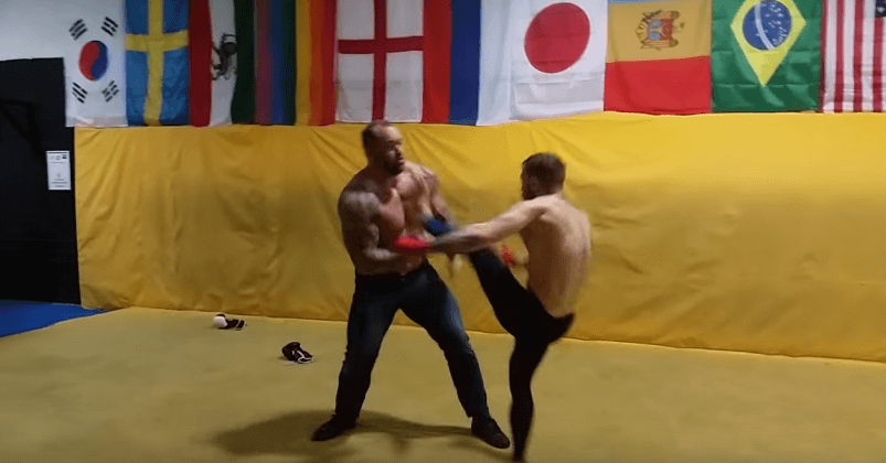 Un luptator de 66 de kg vs fiorosul "The Mountain", de 2.06 metri si 190 de kg. Cum se desfasoara lupta: VIDEO