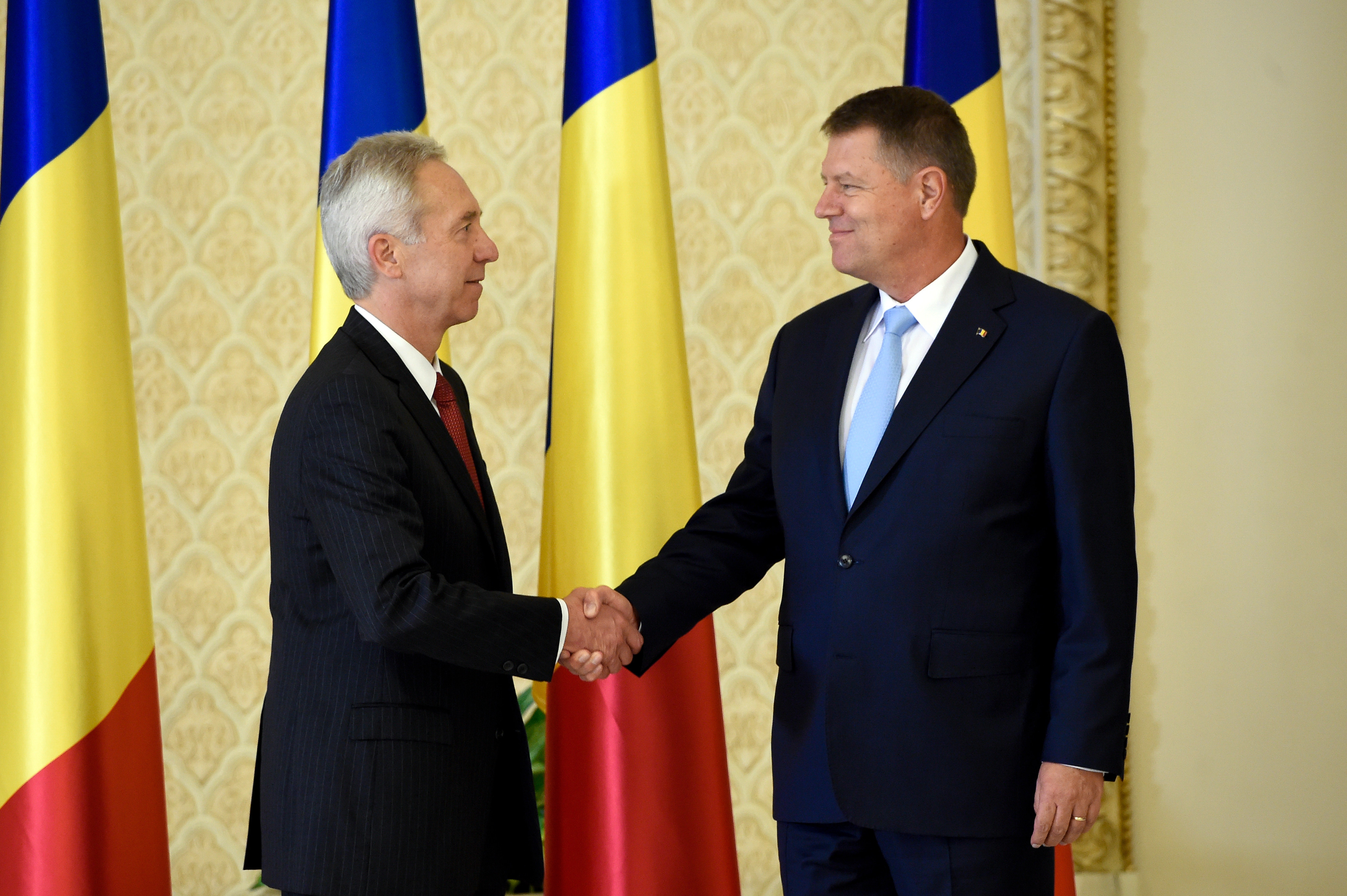 Ambasadorul SUA, intalnire la Cotroceni, pe tema securitatii nationale. Mesajul catre romani: "Ramaneti implicati civic"