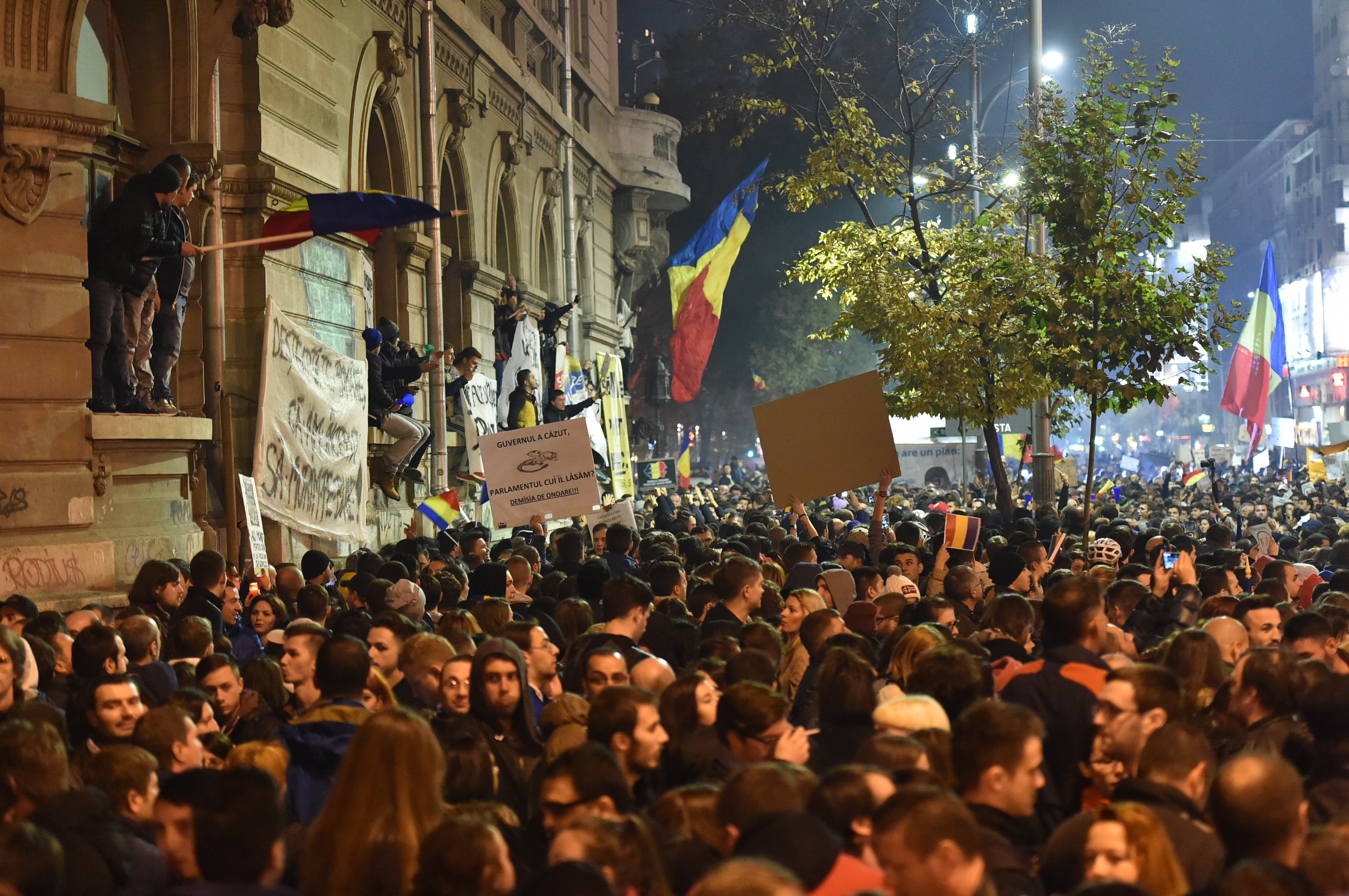 proteste colectiv, a treia zi - agerpres - 5